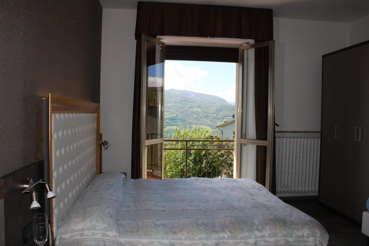 Albergo Ristorante Miramonti Toano Extérieur photo